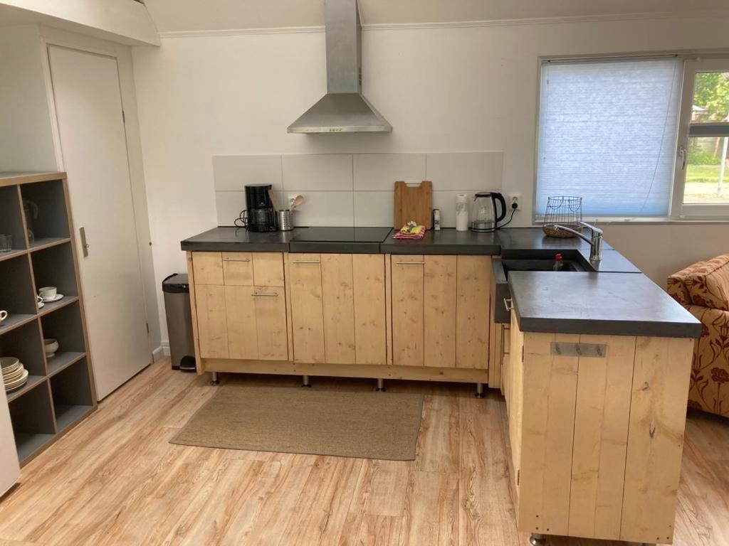 The Bee - Trekkershuts & Apartment Opperdoes Exterior photo
