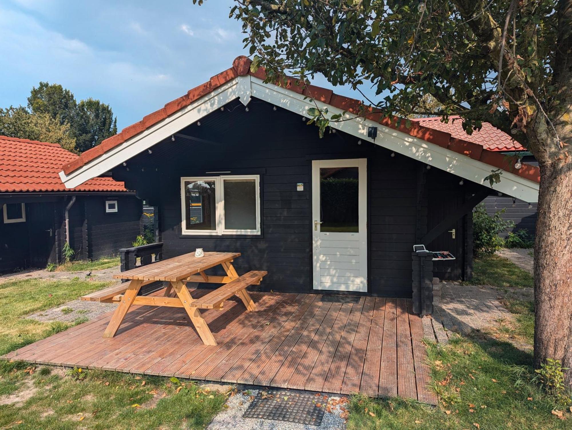 The Bee - Trekkershuts & Apartment Opperdoes Exterior photo