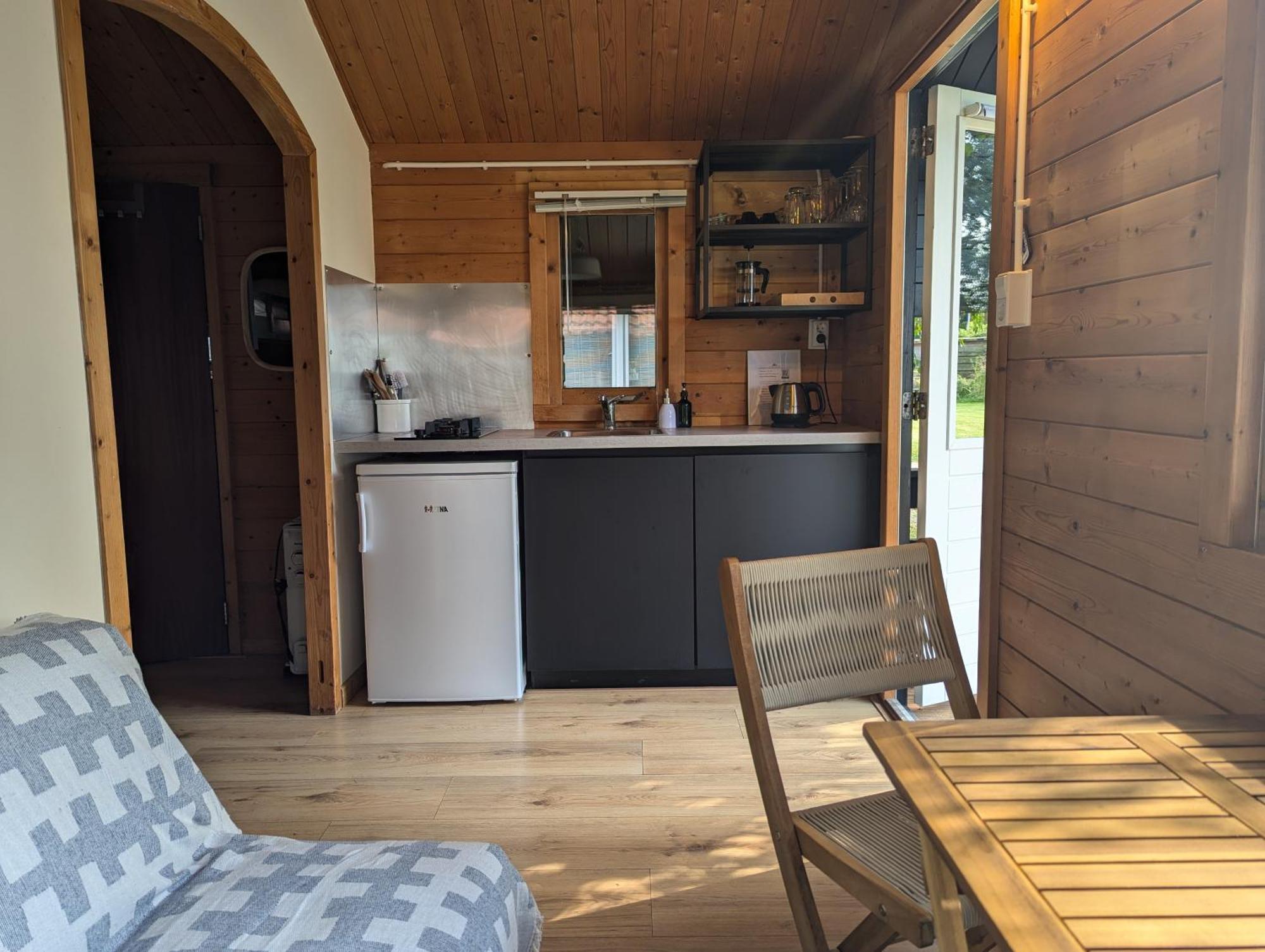 The Bee - Trekkershuts & Apartment Opperdoes Exterior photo
